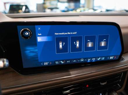 Chevrolet - Suburban