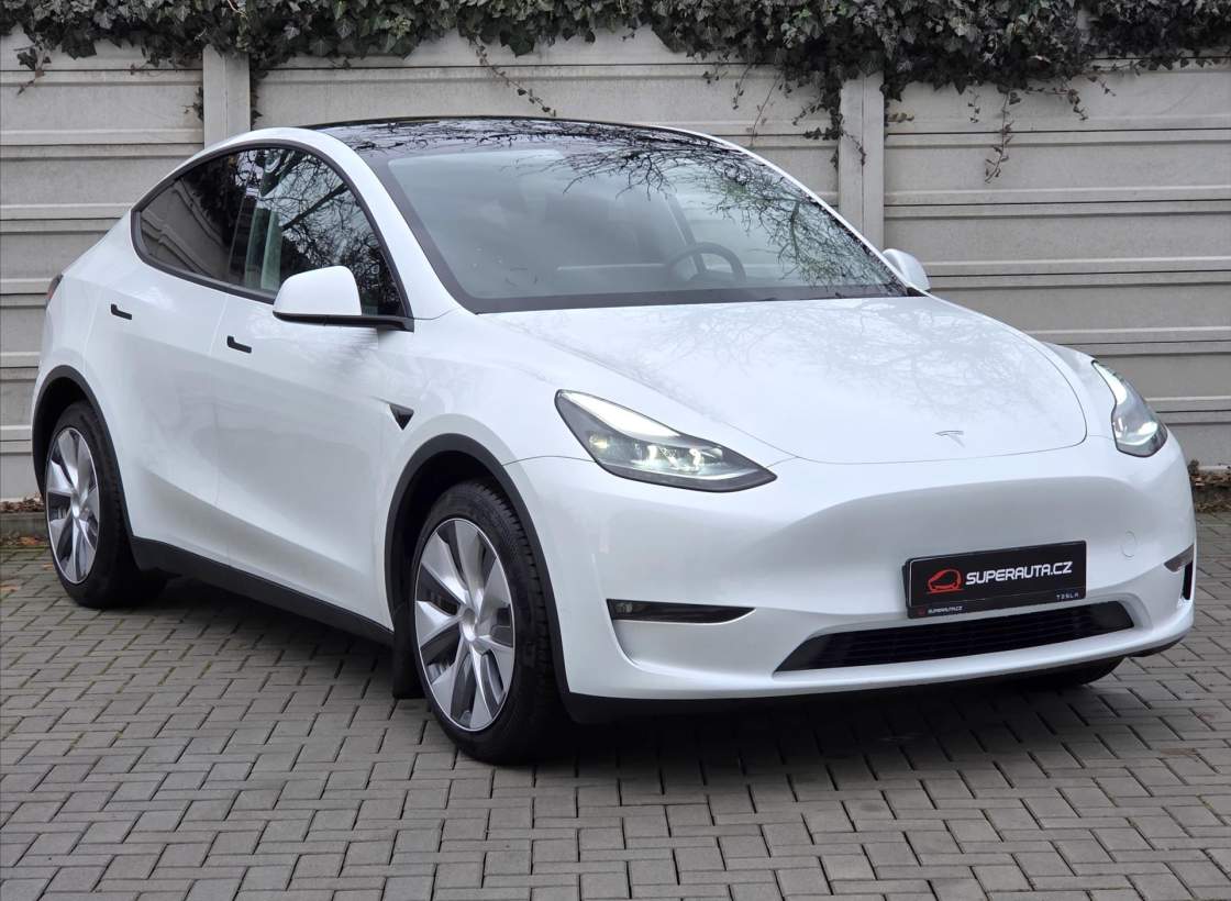 Tesla - Model Y