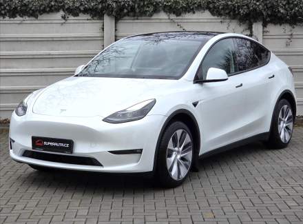 Tesla - Model Y