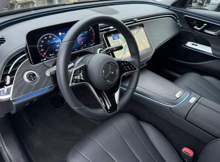 Mercedes-Benz - E-class