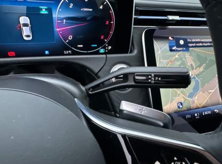 Mercedes-Benz - E-class