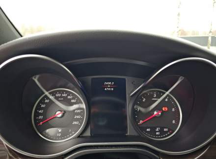 Mercedes-Benz - V-class