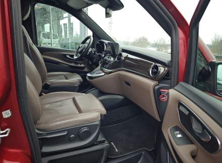 Mercedes-Benz - V-class