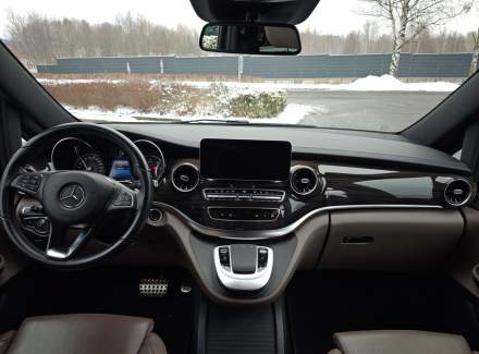 Mercedes-Benz - V-class