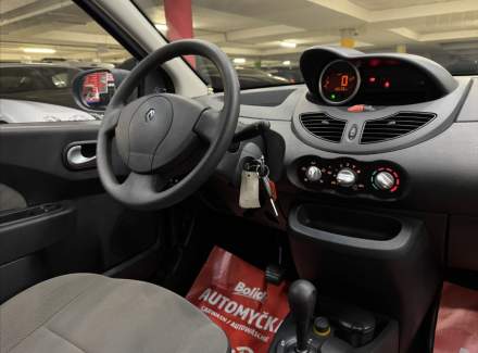 Renault - Twingo