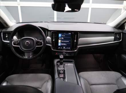 Volvo - V90