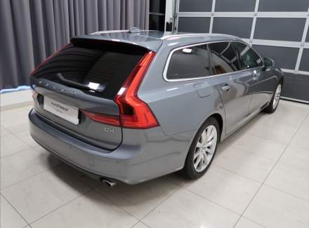 Volvo - V90