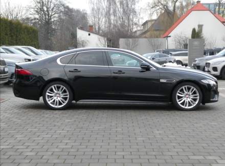 Jaguar - XF