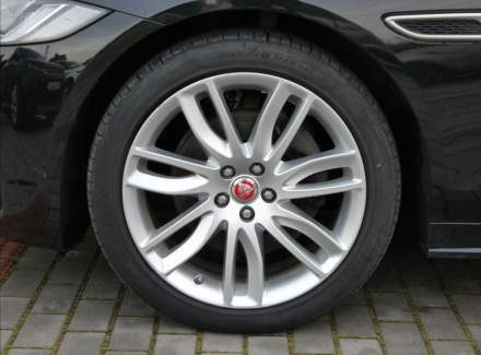Jaguar - XF