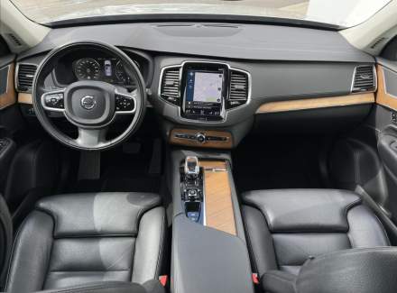 Volvo - XC90