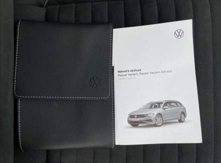 Volkswagen - Passat