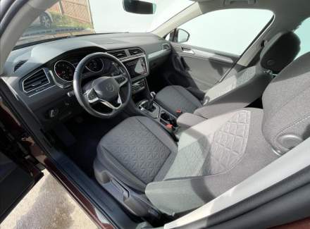 Volkswagen - Tiguan