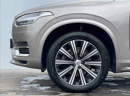 Volvo - XC90