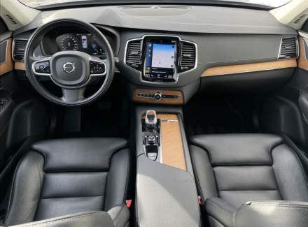 Volvo - XC90
