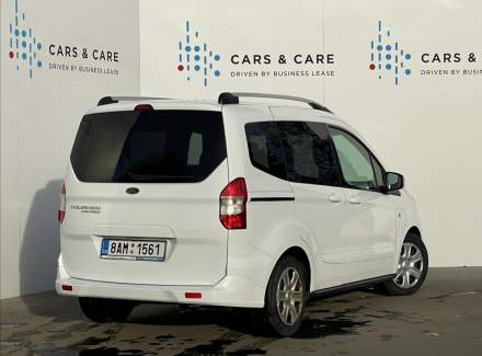 Ford - Tourneo Courier
