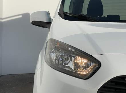 Ford - Tourneo Courier