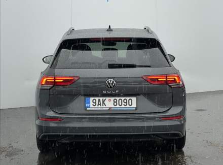 Volkswagen - Golf