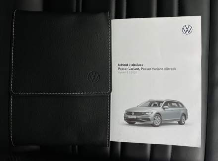 Volkswagen - Passat