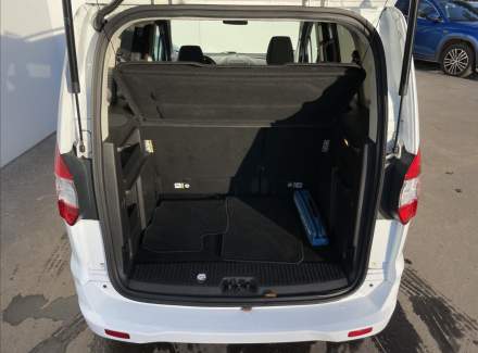 Ford - Tourneo Courier