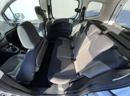 Ford - Tourneo Courier