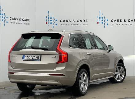 Volvo - XC90