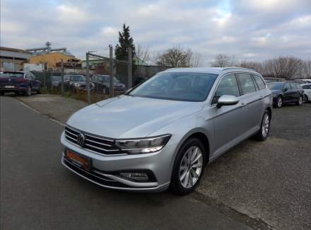 Volkswagen - Passat