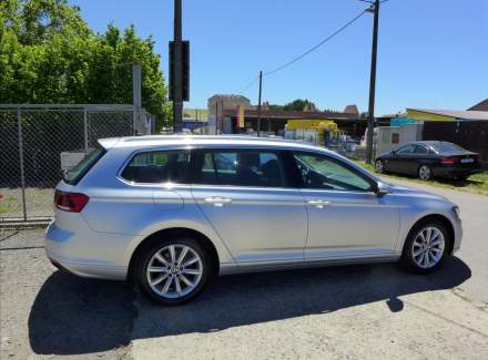Volkswagen - Passat