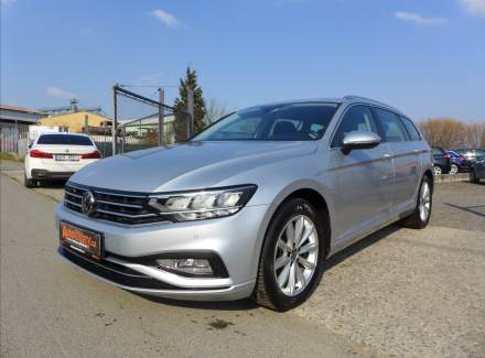Volkswagen - Passat