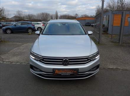 Volkswagen - Passat