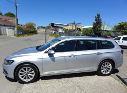 Volkswagen - Passat