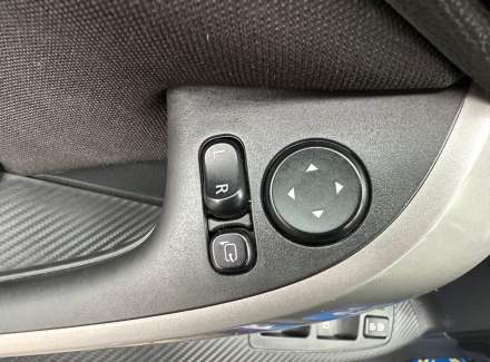 Mitsubishi - 3000 GT