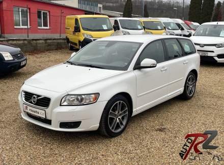 Volvo - V50