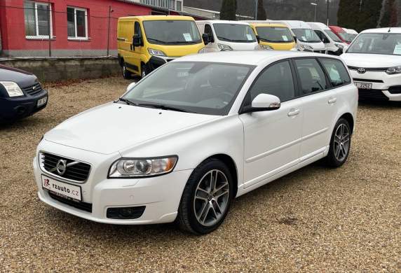 Volvo - V50