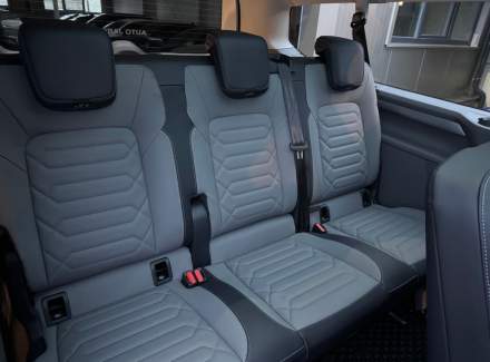 Volkswagen - Caravelle