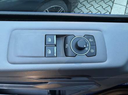 Volkswagen - Caravelle