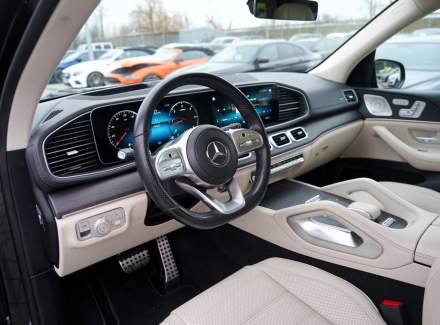 Mercedes-Benz - GLS