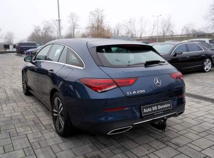 Mercedes-Benz - CLA
