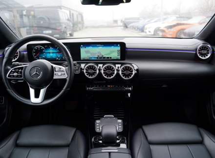 Mercedes-Benz - CLA