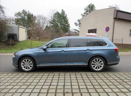 Volkswagen - Passat