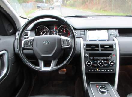 Land Rover - Discovery Sport