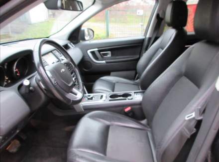 Land Rover - Discovery Sport