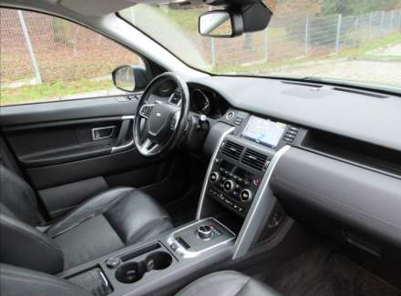 Land Rover - Discovery Sport