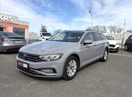 Volkswagen - Passat