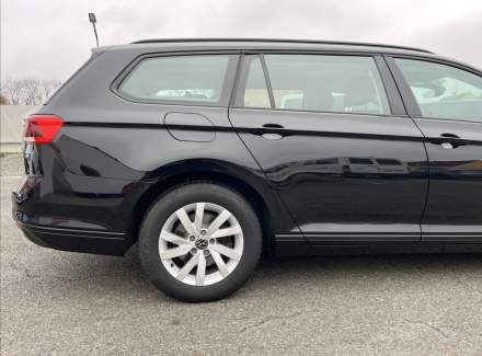 Volkswagen - Passat
