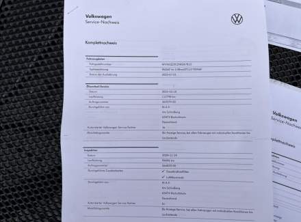 Volkswagen - Passat