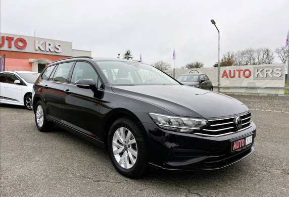 Volkswagen - Passat