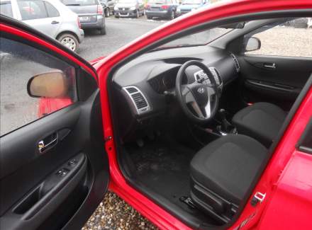 Hyundai - i20