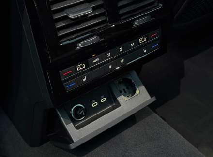 Volkswagen - Touareg