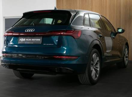 Audi - E-tron