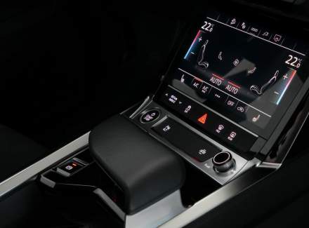 Audi - E-tron
